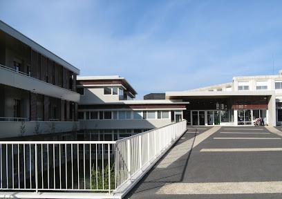 EHPAD - LES GROUSSINS, Maison de Retraite à Chinon