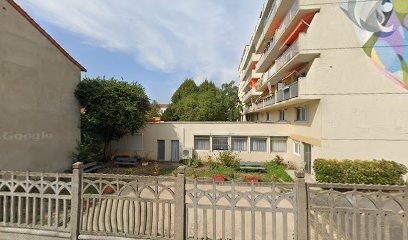 Résidence Personnes Agées Voltaire, Maison de Retraite à Alfortville